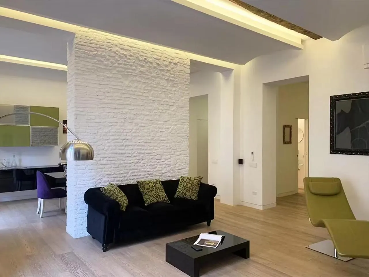 Please Read My Host Profile At Bottom Of Page Before Making A Request # Luxury Apartment In Milan #