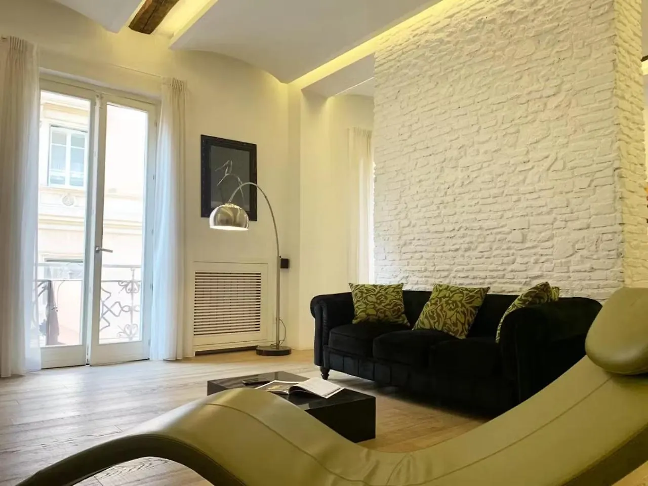 Please Read My Host Profile At Bottom Of Page Before Making A Request # Luxury Apartment In Milan # 0*,  Italy