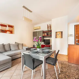  Appartamento Martesana Flat With Balcony - M1 Gorla And Turro